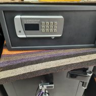 OTEL EMANET KASASI ODA İÇİ MOTORLU